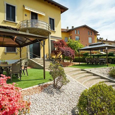 Ortensia Penthouse Leonardo Academy, Mxp & Laghi Sesto Calende Exterior foto
